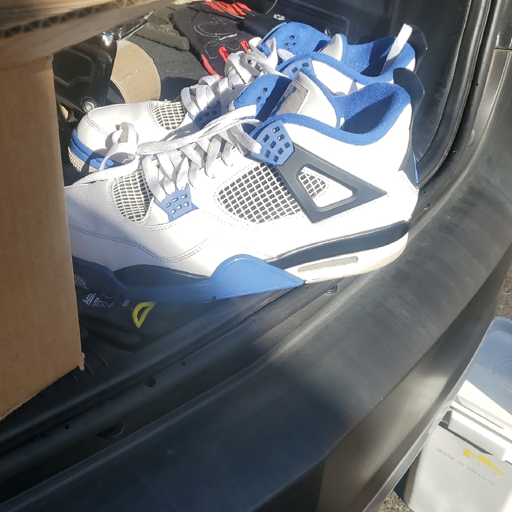 Jordan 4 Sneakers Motorsports